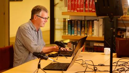 Hans Schekkerman laptop studio